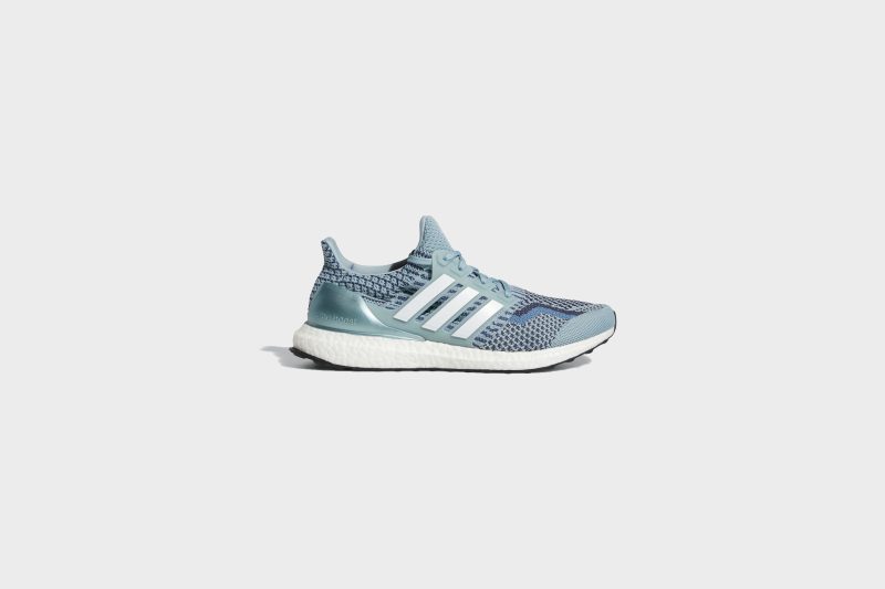 AdidasUltraboost5.0DNA MagicGrey CloudWhite ShadowNavy GY03121