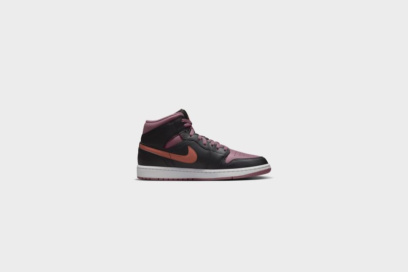 AirJordan1MidSE Black SkyJOrange SkyJMauve FB9911 0083