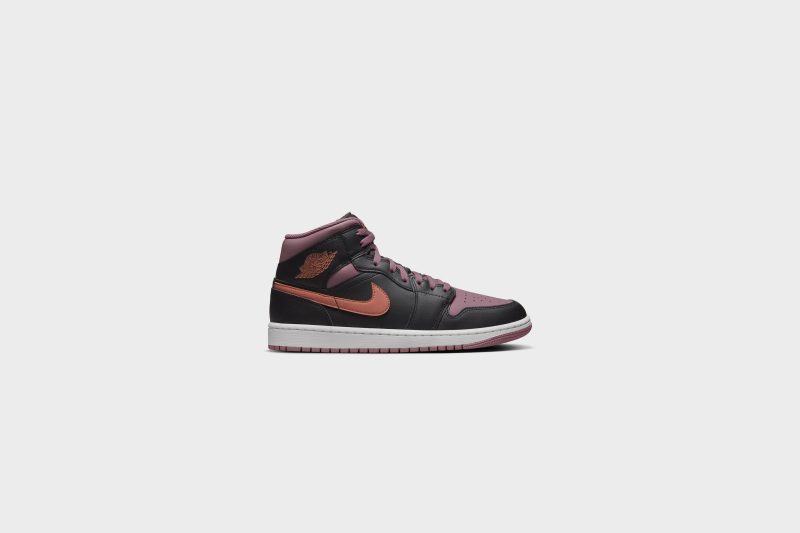 AirJordan1MidSE Black SkyJOrange SkyJMauve FB9911 0084