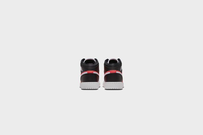 AirJordan1MidSE GS Black White Infrared23 FB4417 0166