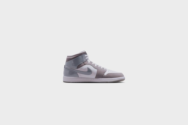 AirJordan1MidSE White CoolGrey MediumGrey HF3216 1003