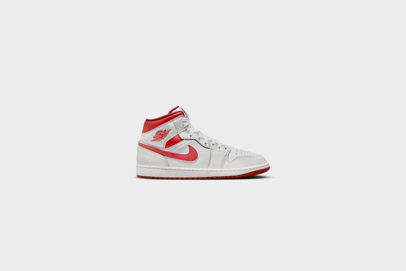 AirJordan1MidSE White Lobster DuneRed Sail FJ3458 1604