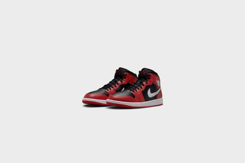 AirJordan1Mid Black White GymRed DQ8426 0612