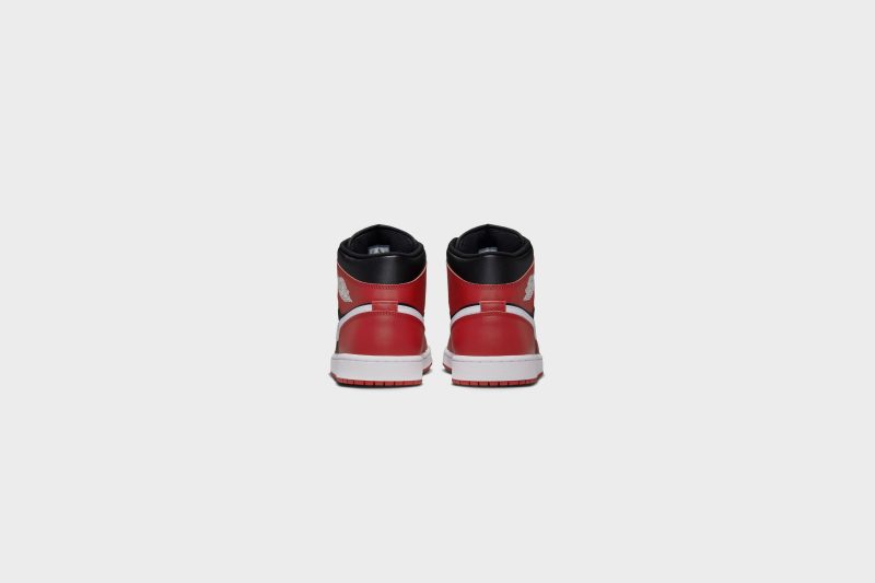 AirJordan1Mid Black White GymRed DQ8426 0616