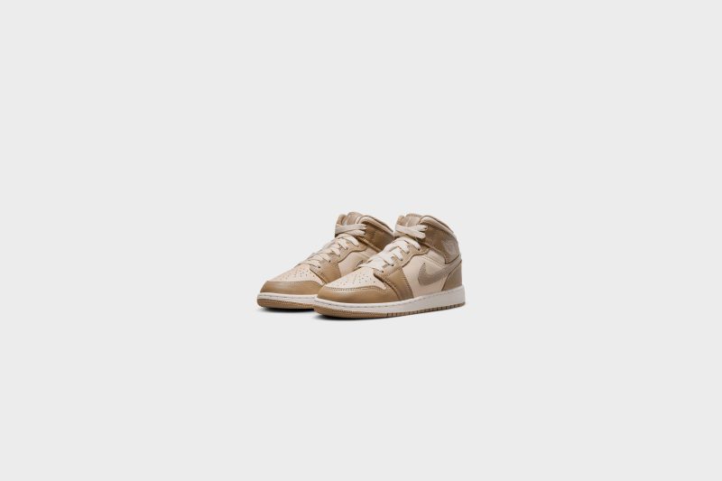 AirJordan1Mid GS LegendLTBrown Khaki Phantom HF4781 2032