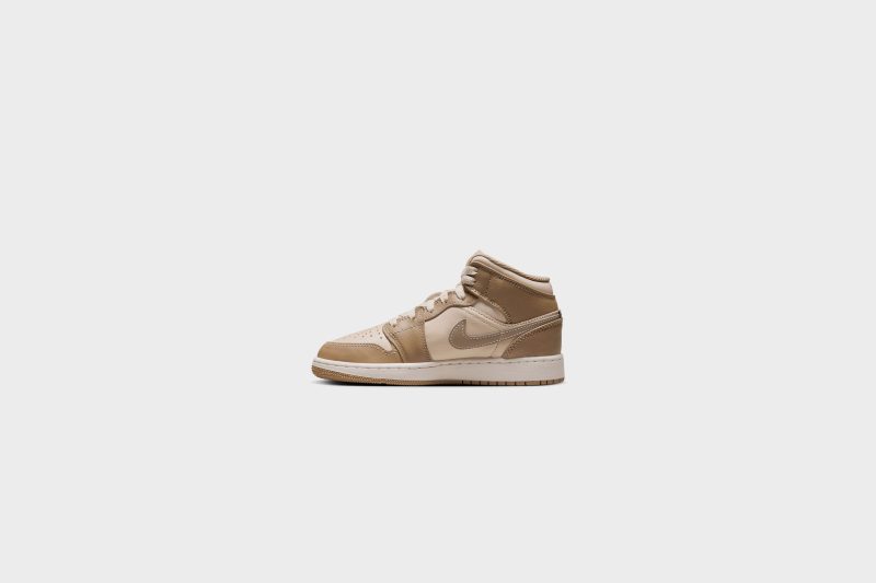 AirJordan1Mid GS LegendLTBrown Khaki Phantom HF4781 2035