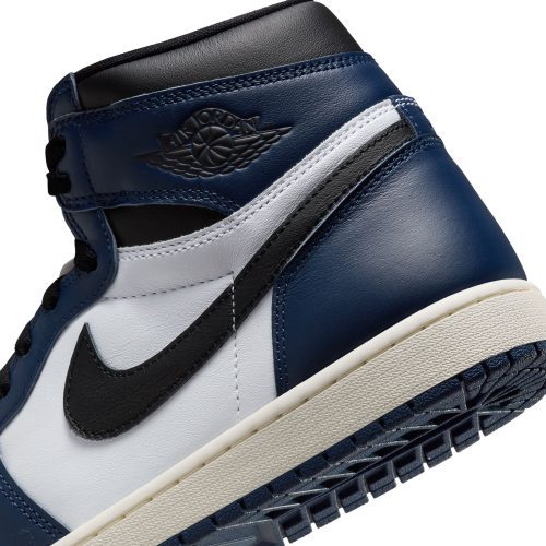 AirJordan1RetroHighOG MidnightNavy Black White Sail DZ5485 40110