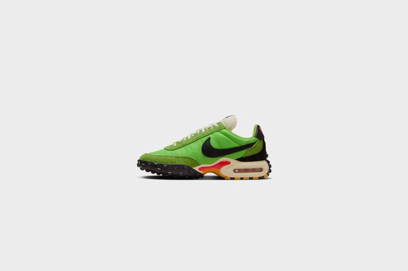 NikeAirMaxWaffleSP ActionGreen Black FV6946 3015