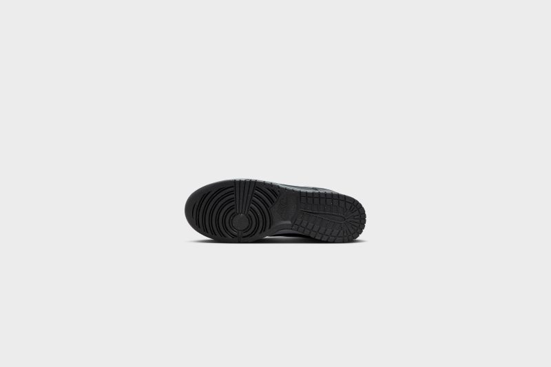 NikeDunkLowRetroQS OffNoir CoolGrey Black FZ3053 0018