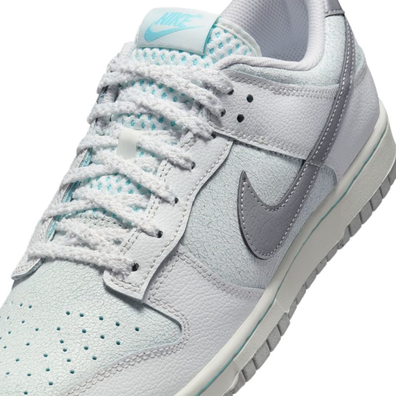 NikeDunkLowRetroSE SummitWhite MetallicSilver HQ3619 12112