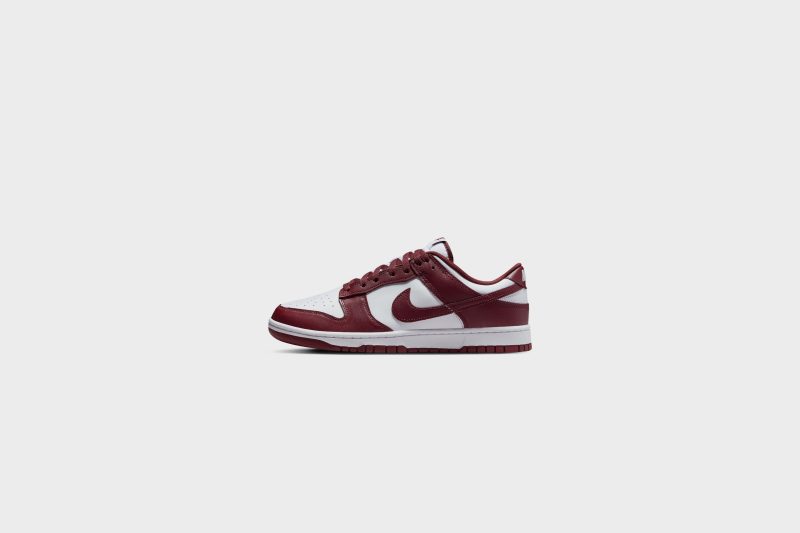 NikeDunkLowRetro White Redwood GymRed DV0833 1151