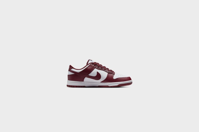 NikeDunkLowRetro White Redwood GymRed DV0833 1153