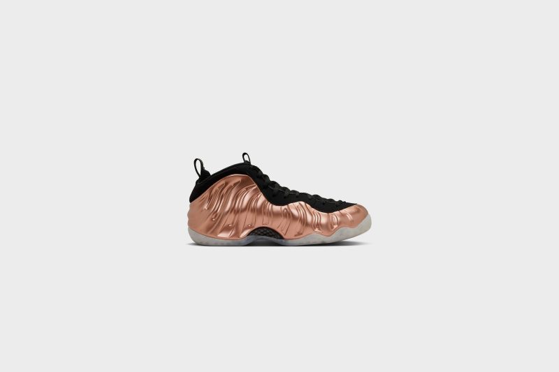 NikeFoampositeOne Black MetallicCopperOffNoir FZ9902 0013