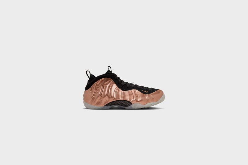 NikeFoampositeOne Black MetallicCopperOffNoir FZ9902 0014