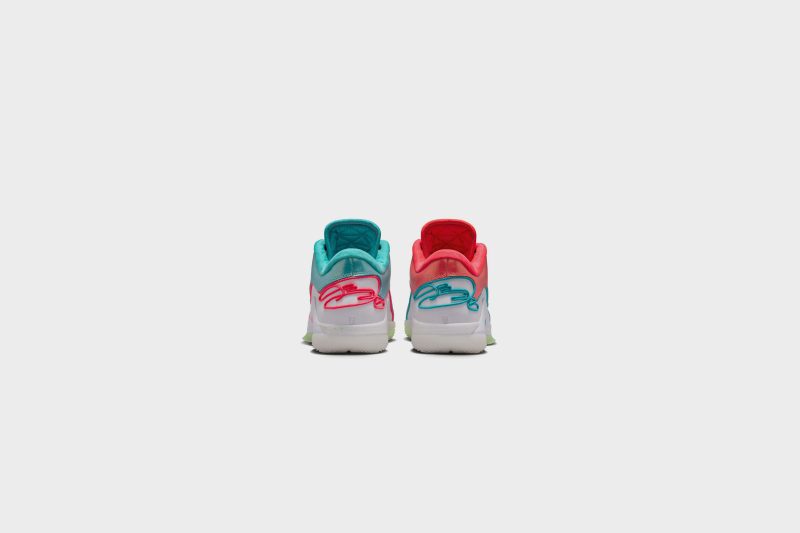 NikeLeBronXXIIXMAS SolarRed White VaporGreen DustyCactus 6