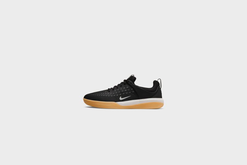 NikeSBZoomNyjah3 Black White Black White DV7896 0011