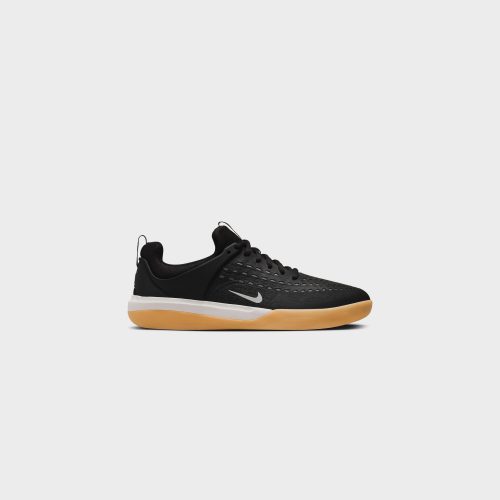 NikeSBZoomNyjah3 Black White Black White DV7896 0014