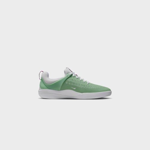 NikeSBZoomNyjah3 EnamelGreen White DJ6130 3003