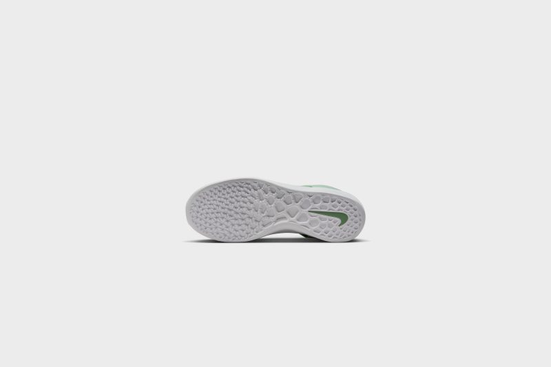 NikeSBZoomNyjah3 EnamelGreen White DJ6130 3008