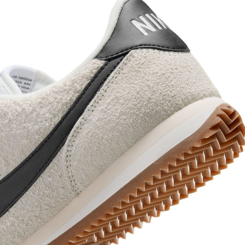 NikeWMNSCortezVNTG SummitWhite Black Muslin FJ2530 10210