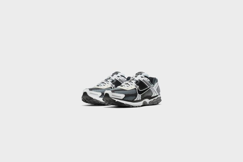 NikeZoomVomero5SESP DarkGrey Black White Sail CI1694 0012