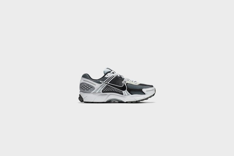 NikeZoomVomero5SESP DarkGrey Black White Sail CI1694 0013