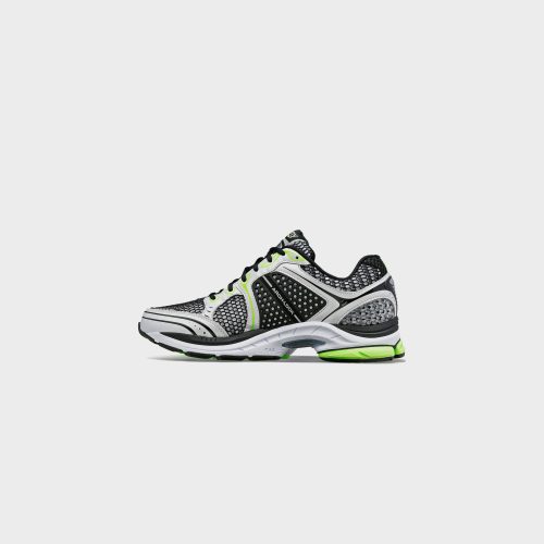 SauconyProgridTriumph4 Black Silver S70704 53