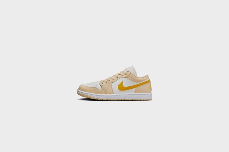 WMNSAirJordan1Low Sail YellowOchre PaleVanilla DC0774 1701