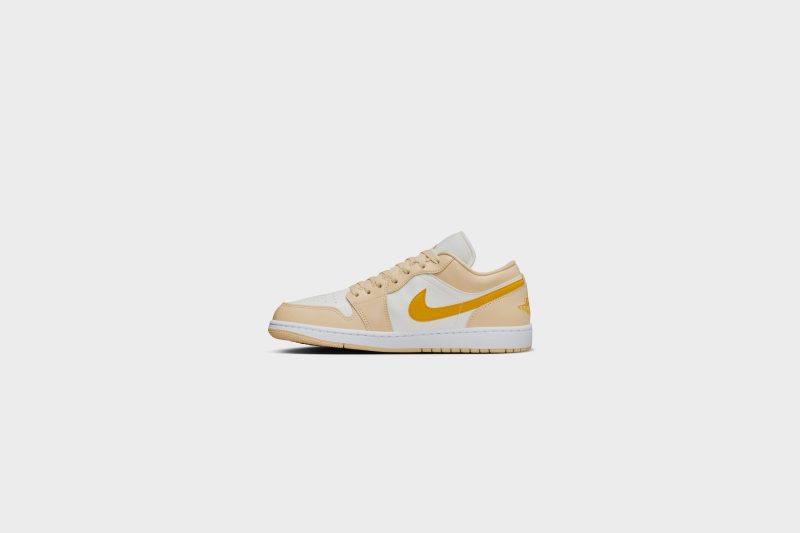 WMNSAirJordan1Low Sail YellowOchre PaleVanilla DC0774 1705