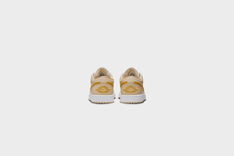 WMNSAirJordan1Low Sail YellowOchre PaleVanilla DC0774 1706