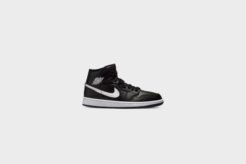 WMNSAirJordan1Mid Black White Black DV0991 0014