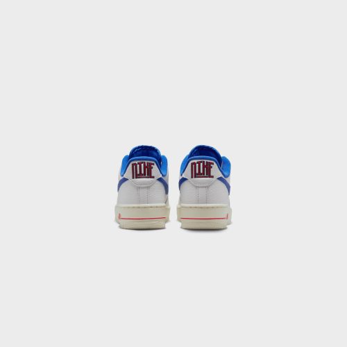 WMNSNikeAirForce1 07LX SummitWhite HyperRoyal DR0148 1006