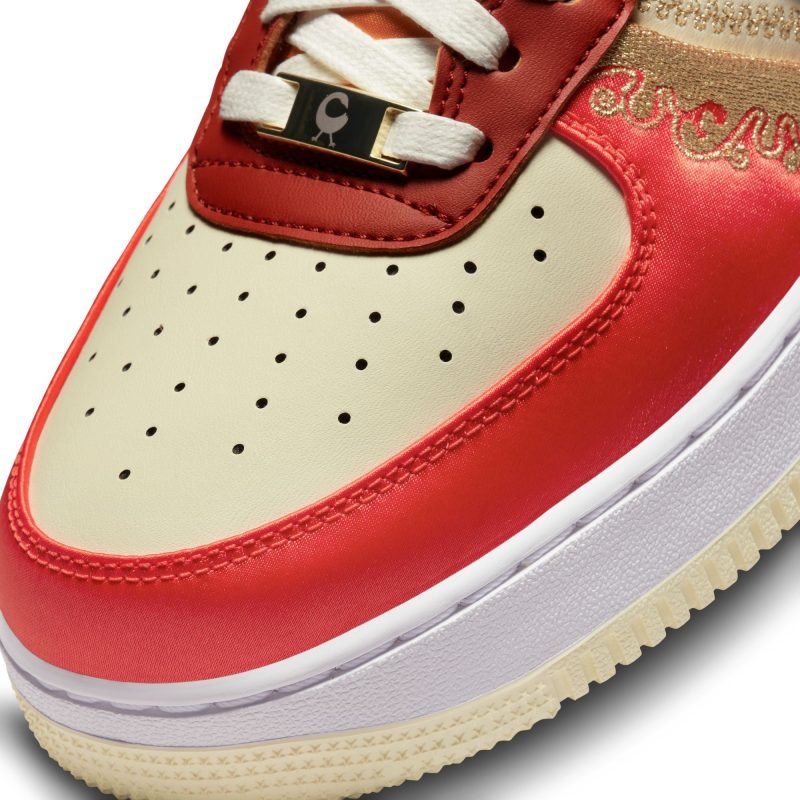 WMNSNikeAirForce1 07PRM HabaneroRed LightCurry DV4462 60011