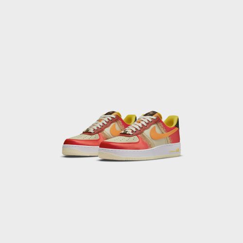 WMNSNikeAirForce1 07PRM HabaneroRed LightCurry DV4462 6002