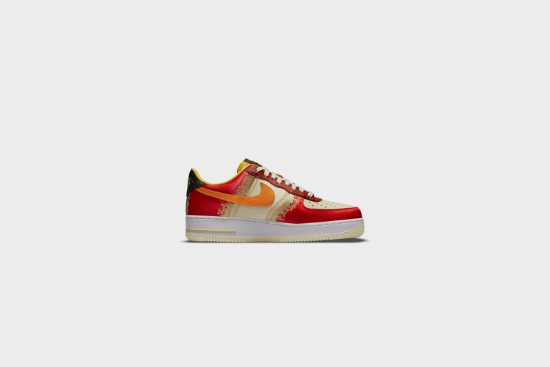 WMNSNikeAirForce1 07PRM HabaneroRed LightCurry DV4462 6003