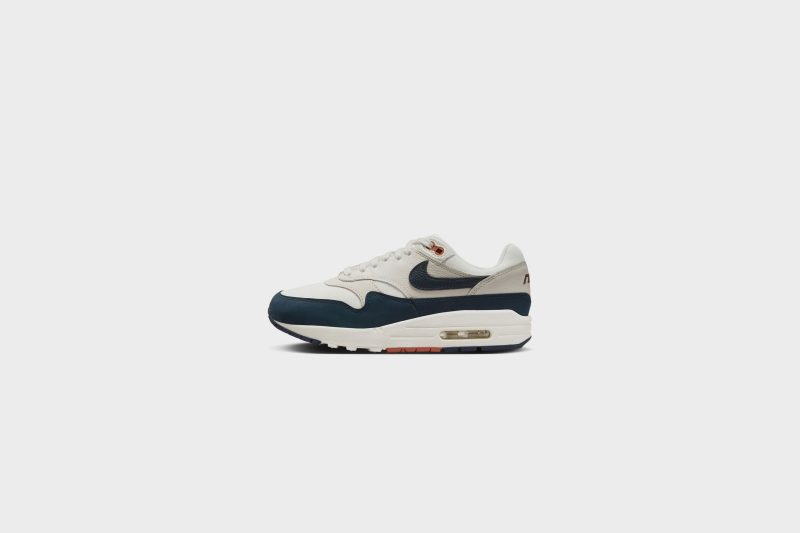 WMNSNikeAirMax1LX LTOrewoodBrn Sail Obsidian FD2370 1101