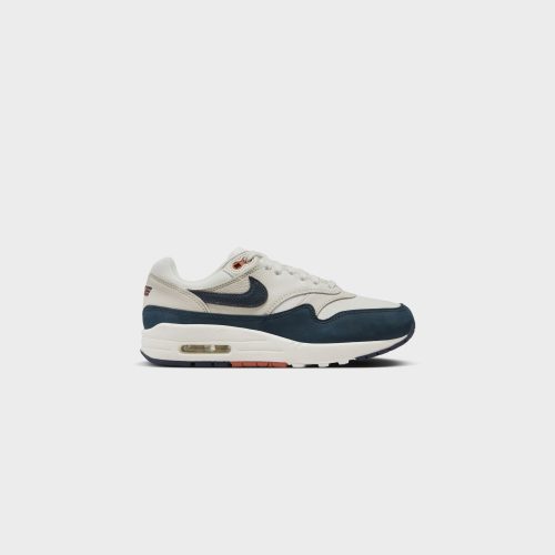 WMNSNikeAirMax1LX LTOrewoodBrn Sail Obsidian FD2370 1104