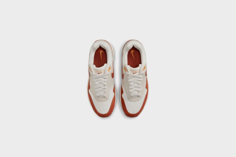 WMNSNikeAirMax1LX Sail RuggedOrange FD2370 1007