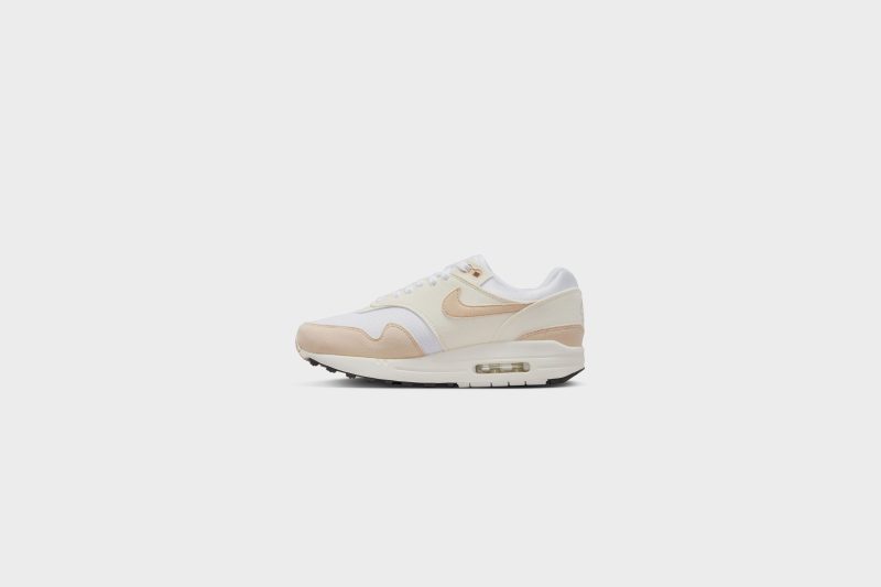 WMNSNikeAirMax1 PaleIvory SanddriftWhite DZ2628 1015