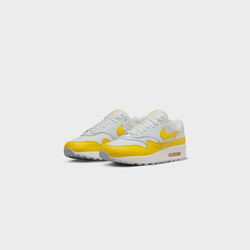 WMNSNikeAirMax1 PhotonDust TourYellow DX2954 0012