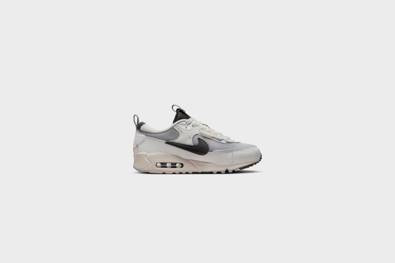 WMNSNikeAirMax90Futura WolfGrey MediumAsh DZ4708 0013