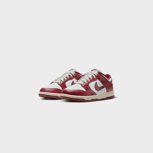 WMNSNikeDunkLowPRM White TeamRed CoconutMilk FJ4555 1002